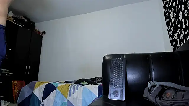 ares sexxx online show from October 21, 2025, 12:37 pm