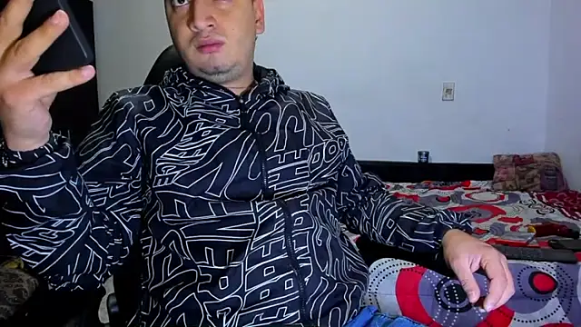 ares sexxx online show from April 5, 2026, 9:32 pm