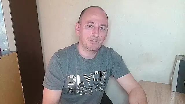 Snapshot of Johan___Barker chatting on March 6, 2026, 1:50 pm Johan Barker online show from March 6, 2026, 1:50 pm