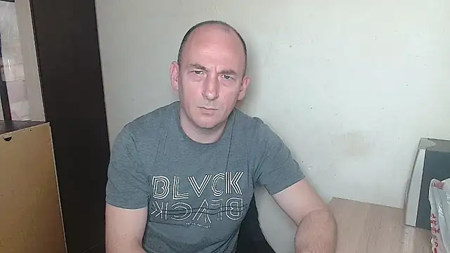 Snapshot of Johan___Barker chatting on March 2, 2026, 2:24 pm Johan Barker online show from March 2, 2026, 2:24 pm