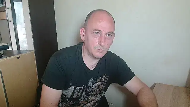 Snapshot of Johan___Barker chatting on March 23, 2026, 2:17 pm Johan Barker online show from March 23, 2026, 2:17 pm