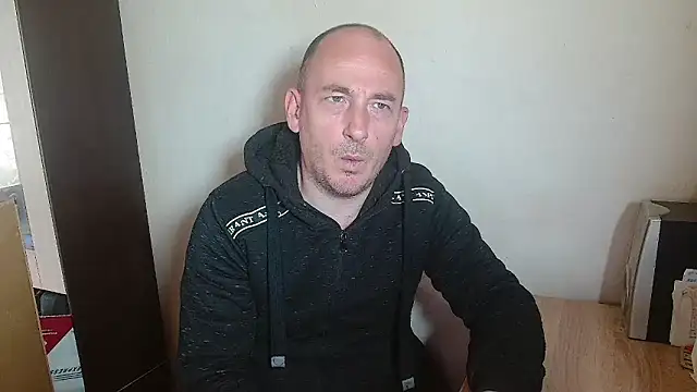 Snapshot of Johan___Barker chatting on March 27, 2026, 11:33 am Johan Barker online show from March 27, 2026, 11:33 am