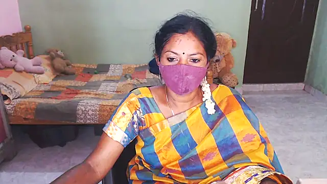 Snapshot of Novapol chatting on February 5, 2026, 1:40 pm Novapol online show from February 5, 2026, 1:40 pm