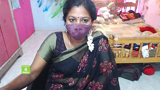 Snapshot of Novapol chatting on November 21, 2025, 5:45 pm Novapol online show from November 21, 2025, 5:45 pm