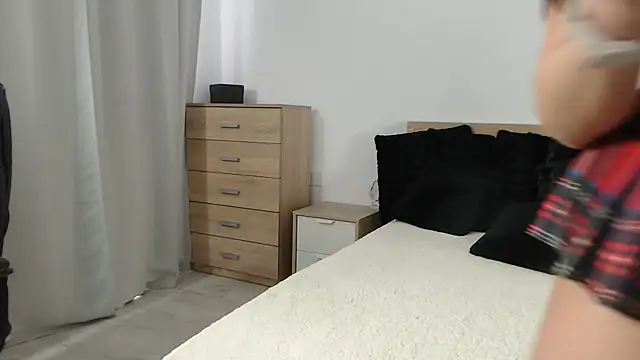 Layla23a online show from January 29, 2025, 11:41 am