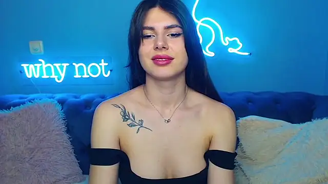 ViollinaLove online show from March 4, 2025, 8:46 am