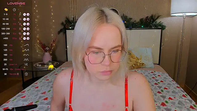 bellatip online show from December 15, 2025, 12:49 am