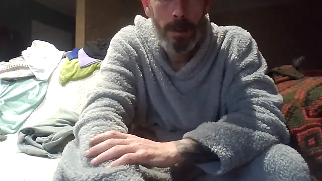 Snapshot of 207RCCam chatting on November 28, 2025, 10:32 pm 207RCCam online show from November 28, 2025, 10:32 pm