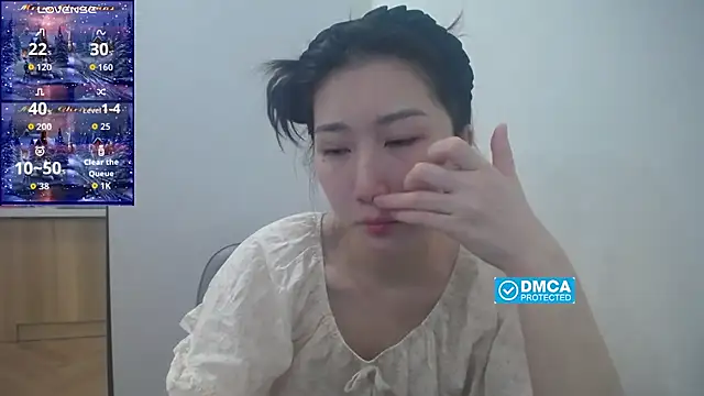 Asiagirll online show from September 14, 2025, 4:18 pm