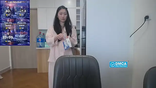 Asiagirll online show from January 13, 2026, 5:22 am