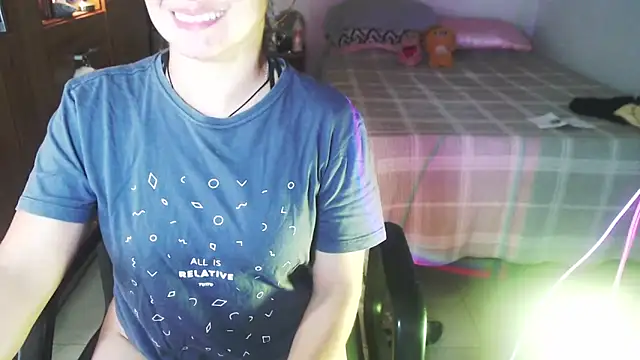 solamatista11 online show from April 22, 2026, 6:58 pm