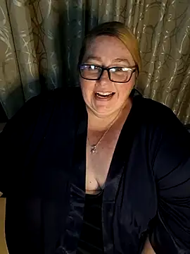 Iceprincess2bad4u online show from June 2, 2026, 6:19 pm
