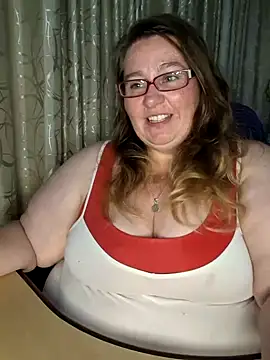Iceprincess2bad4u online show from February 13, 2025, 6:05 pm