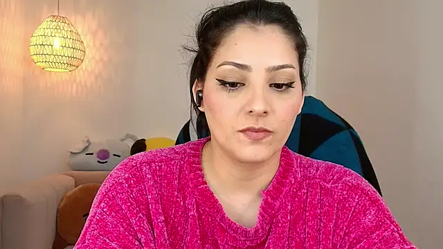 Snapshot of YummyAnna_ chatting on September 23, 2025, 8:27 pm YummyAnna online show from September 23, 2025, 8:27 pm