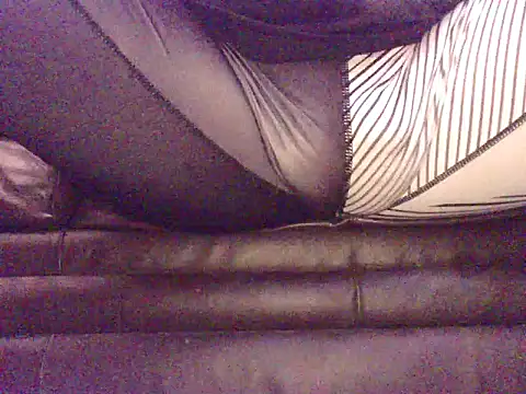 SDtinycok online show from March 9, 2025, 4:33 pm