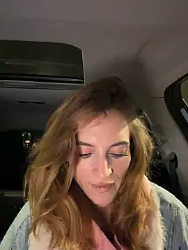 -AngelAri- online show from November 10, 2025, 9:09 pm