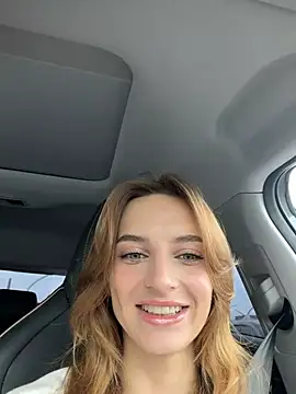 Snapshot of -AngelAri- chatting on May 31, 2026, 9:15 am -AngelAri- online show from May 31, 2026, 9:15 am