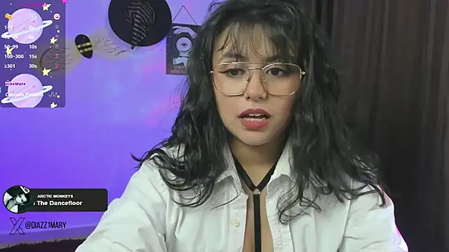 mary diaz1 online show from January 15, 2025, 3:33 am