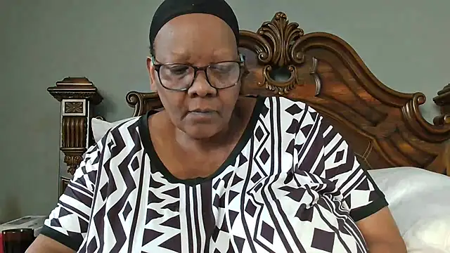 SEXYBOOBSNASS online show from October 7, 2025, 4:35 am