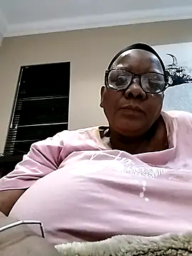 SEXYBOOBSNASS online show from September 20, 2025, 9:09 pm