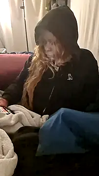 Snapshot of JadaSkyy chatting on April 7, 2026, 7:04 pm JadaSkyy online show from April 7, 2026, 7:04 pm