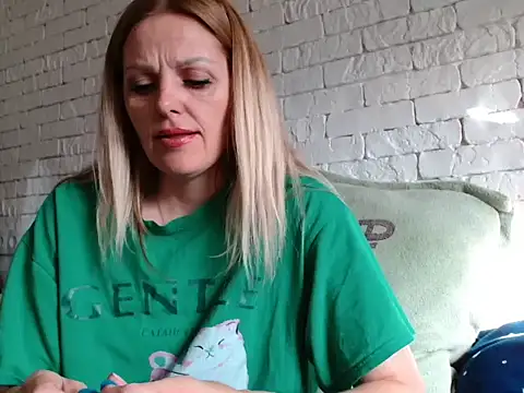 Angel girllovemy online show from October 14, 2025, 6:36 am