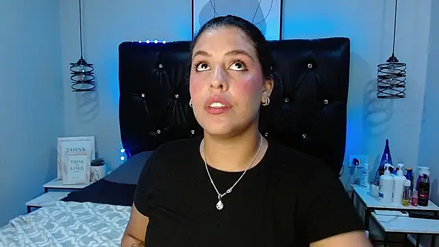 SunnyLovefg online show from October 23, 2025, 2:32 am