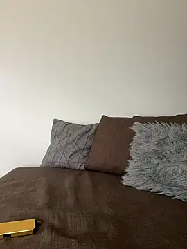 Demure Whore online show from November 17, 2025, 1:31 am