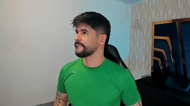 Petesevans online show from November 10, 2025, 11:10 pm