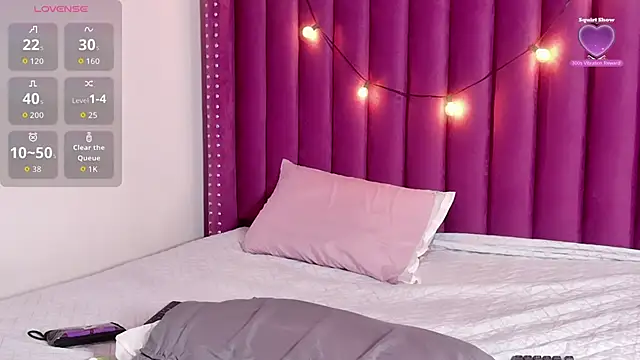 sexysistter online show from December 14, 2025, 12:22 pm