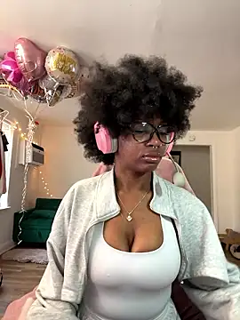 mochamimi online show from January 17, 2026, 3:04 pm