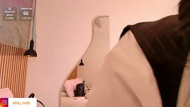 Snapshot of indi_catalina chatting on November 7, 2025, 12:31 pm indi catalina online show from November 7, 2025, 12:31 pm