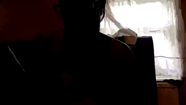 Snapshot of blacksexybeauty31 chatting on March 10, 2025, 1:43 pm blacksexybeauty31 online show from March 10, 2025, 1:43 pm