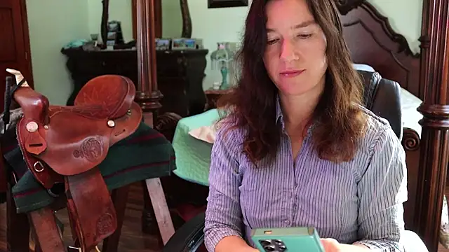 thornburyrose online show from February 4, 2026, 7:53 pm