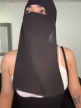 Snapshot of radiagazali chatting on February 2, 2026, 5:56 pm radiagazali online show from February 2, 2026, 5:56 pm