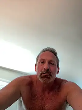 Bronco9602 online show from November 2, 2025, 4:23 pm