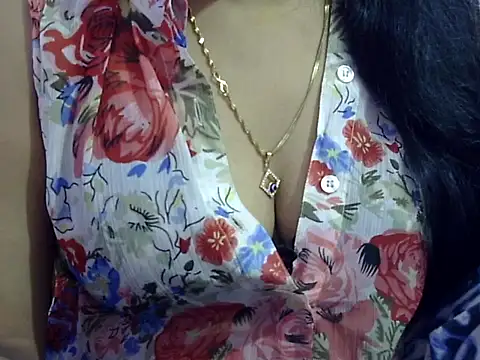 Your wild Dia online show from October 25, 2025, 6:52 pm