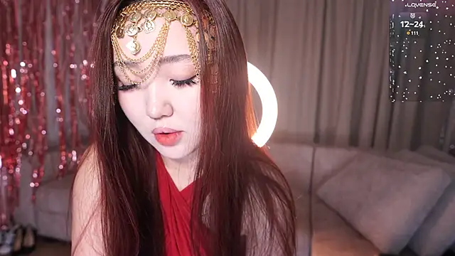 k kimikooo online show from October 27, 2025, 4:24 am