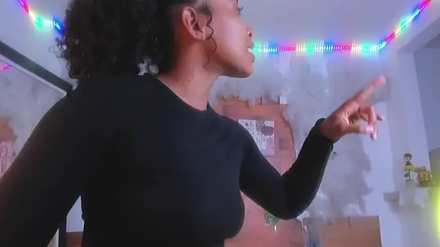 kelly thomson online show from March 20, 2025, 9:56 pm