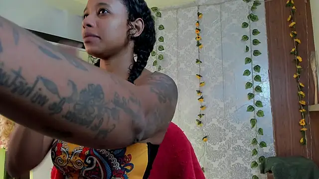 kelly thomson online show from February 26, 2026, 1:44 pm