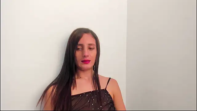 izzy cum online show from February 3, 2026, 7:19 pm