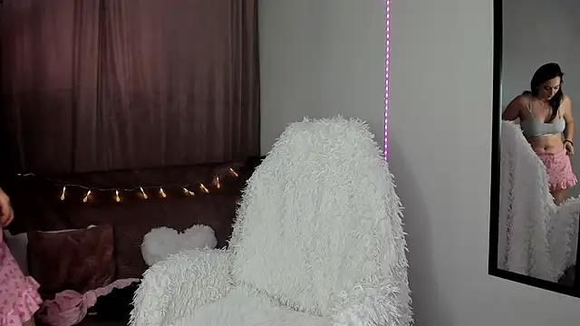 kassy hotdevil online show from December 7, 2024, 9:44 am