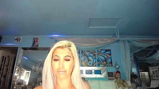 ADRIANNA FOX online show from March 11, 2025, 6:30 am