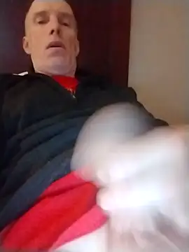 spraymyface online show from March 30, 2026, 3:41 am