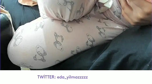 sexy modelll online show from March 3, 2025, 7:35 am