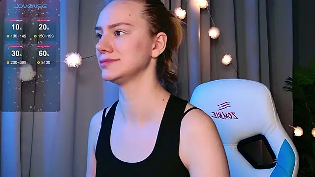 Snapshot of Ramona___ chatting on February 3, 2026, 6:11 am Ramona online show from February 3, 2026, 6:11 am