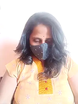 Snapshot of Indiantina chatting on February 19, 2026, 10:01 am Indiantina online show from February 19, 2026, 10:01 am