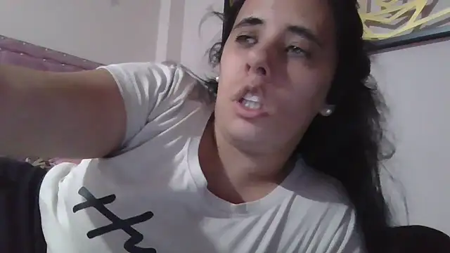 Snapshot of annarose19 chatting on February 4, 2026, 11:33 pm annarose19 online show from February 4, 2026, 11:33 pm