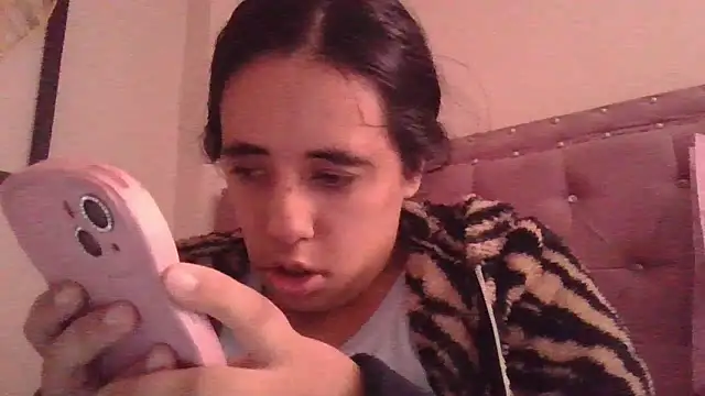 Snapshot of annarose19 chatting on February 24, 2026, 7:15 pm annarose19 online show from February 24, 2026, 7:15 pm