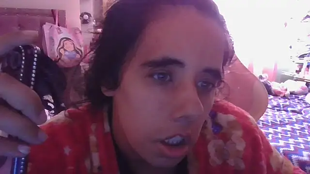 annarose19 online show from April 15, 2026, 8:31 pm